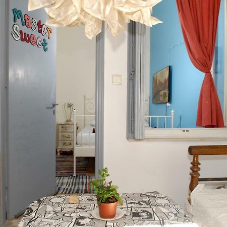 Chameleon Youth Hostel Athens Exterior photo